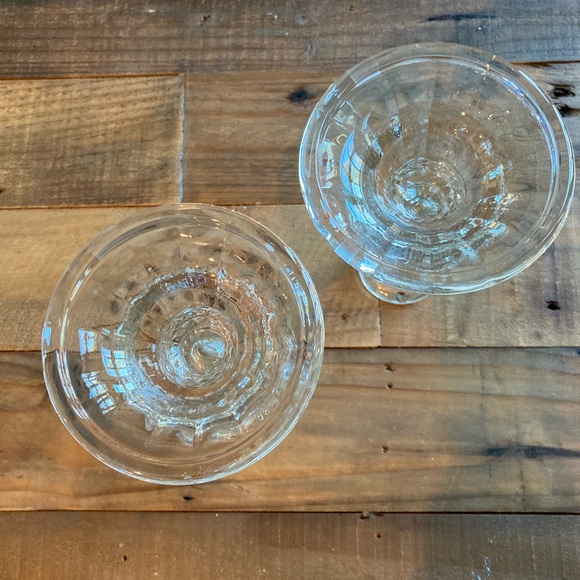 Clear glass candle holders - Picture 6 of 7